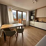 Gal Apartment *